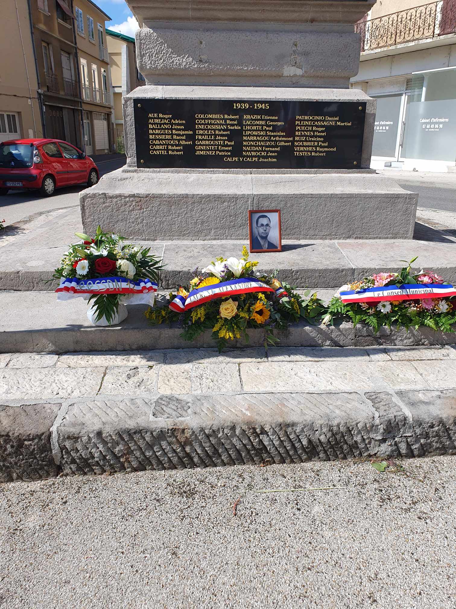 Lire la suite à propos de l’article Retour sur la cérémonie d’hommage à Claude Thaon
