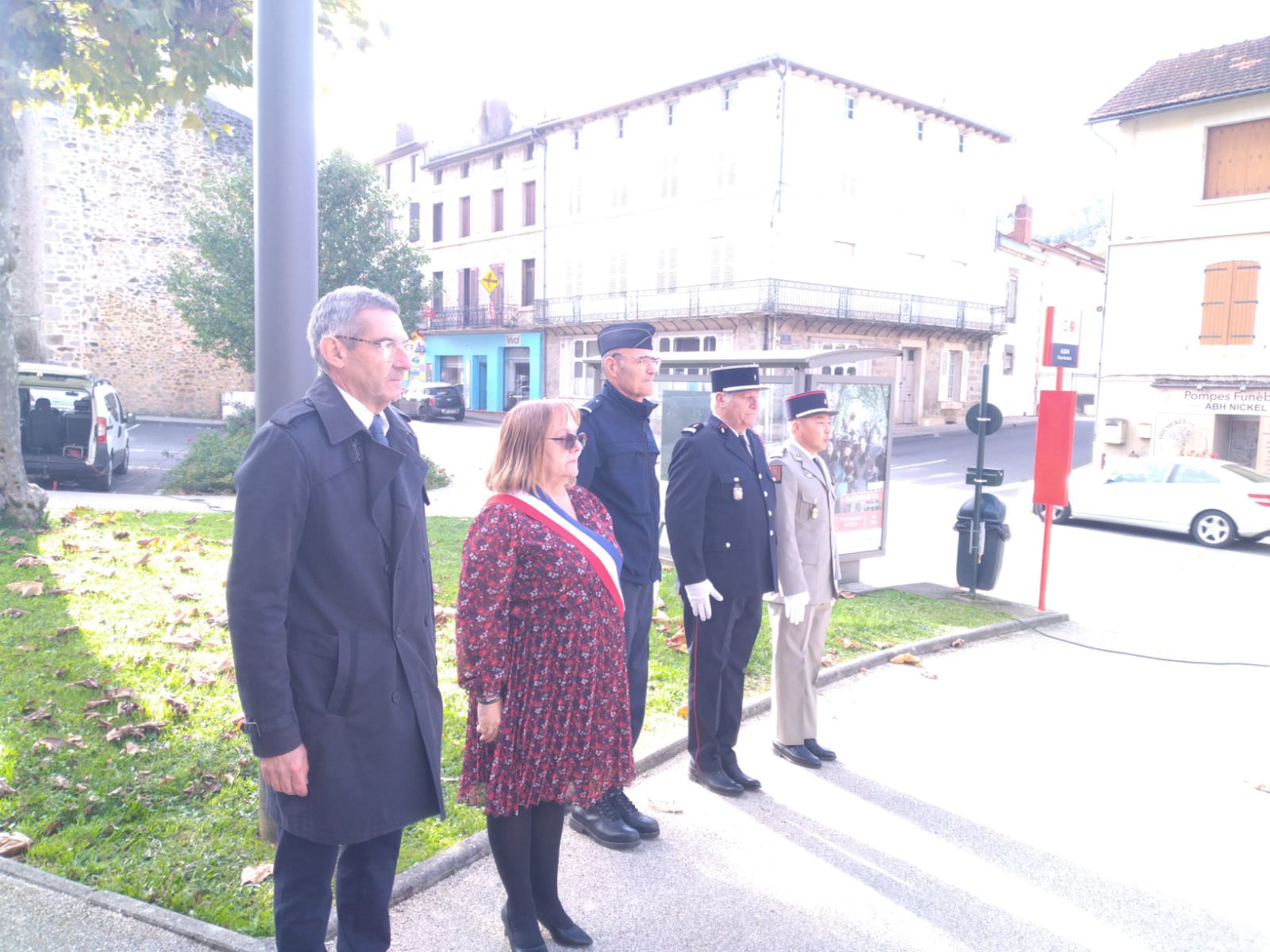 Lire la suite à propos de l’article Cérémonies du  11 novembre à Combes et Aubin