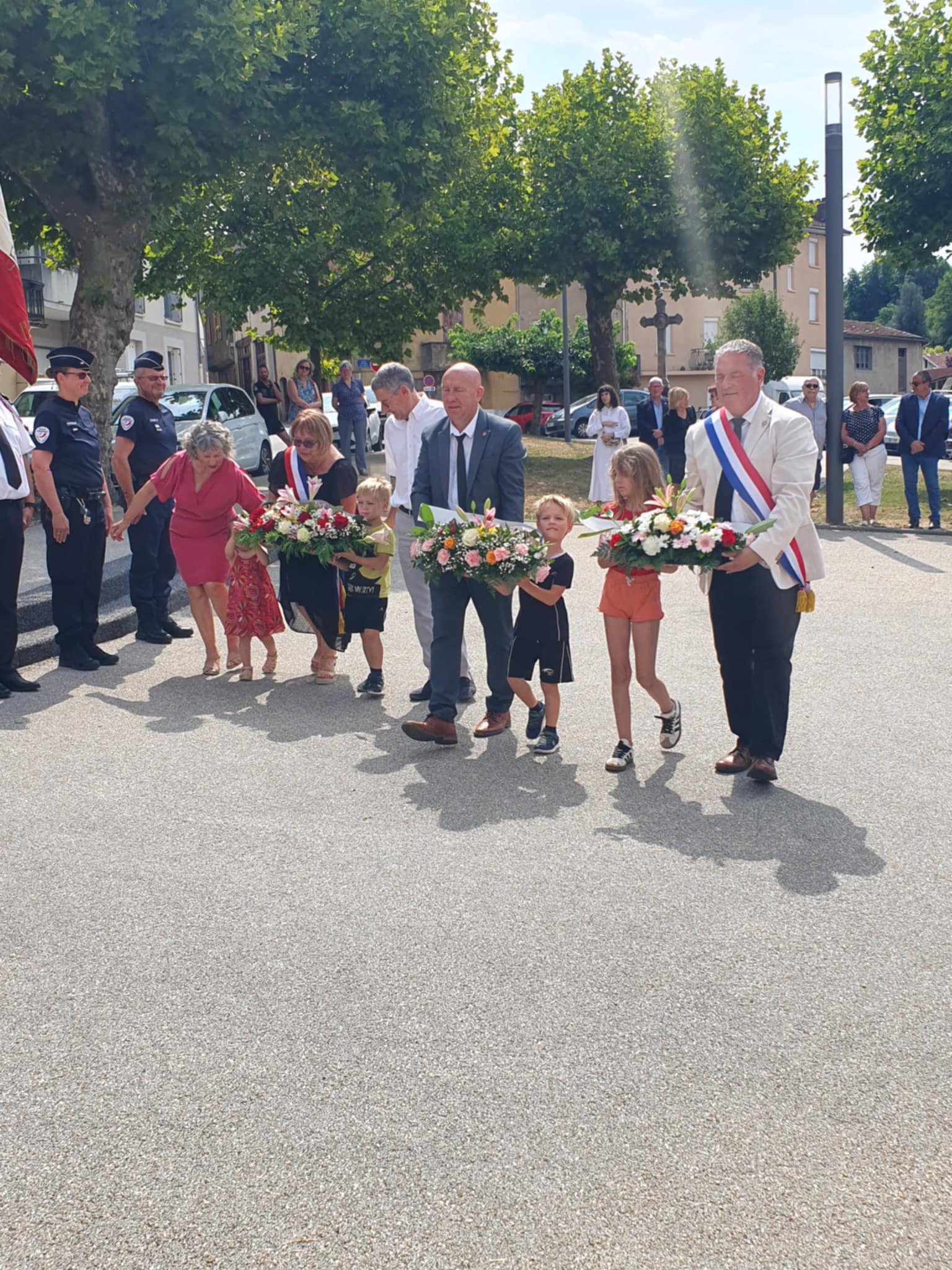 Lire la suite à propos de l’article Cérémonies du 14 juillet 2025 à Aubin et Verre de la fraternité